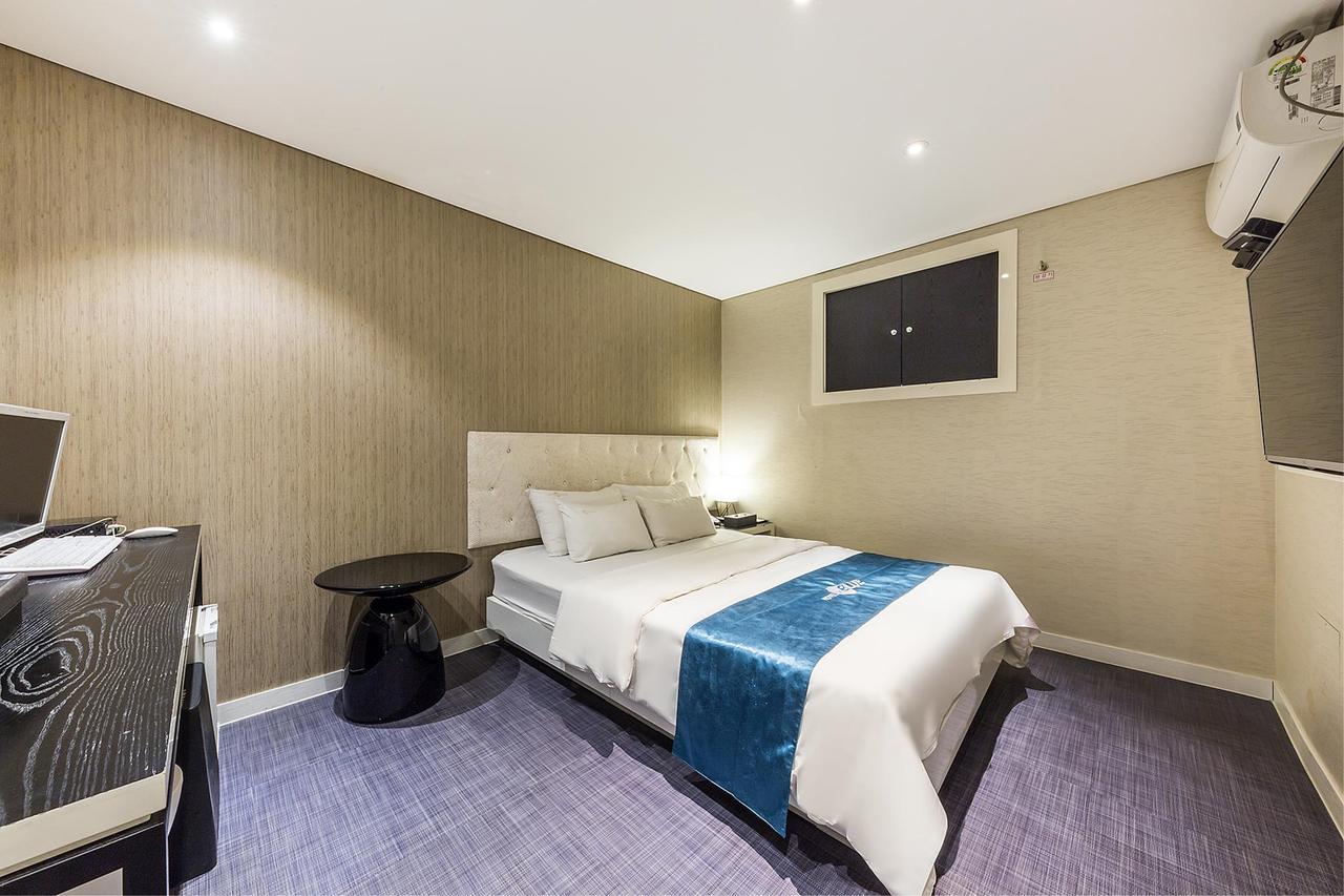 Cheonho Hotel The Blue Сеул Екстер'єр фото