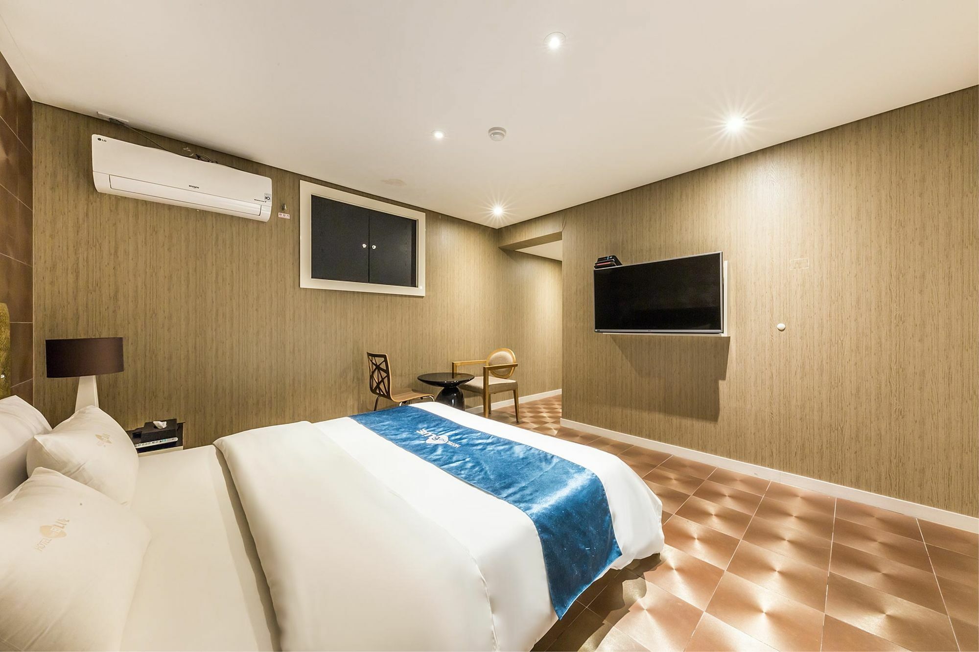 Cheonho Hotel The Blue Сеул Екстер'єр фото